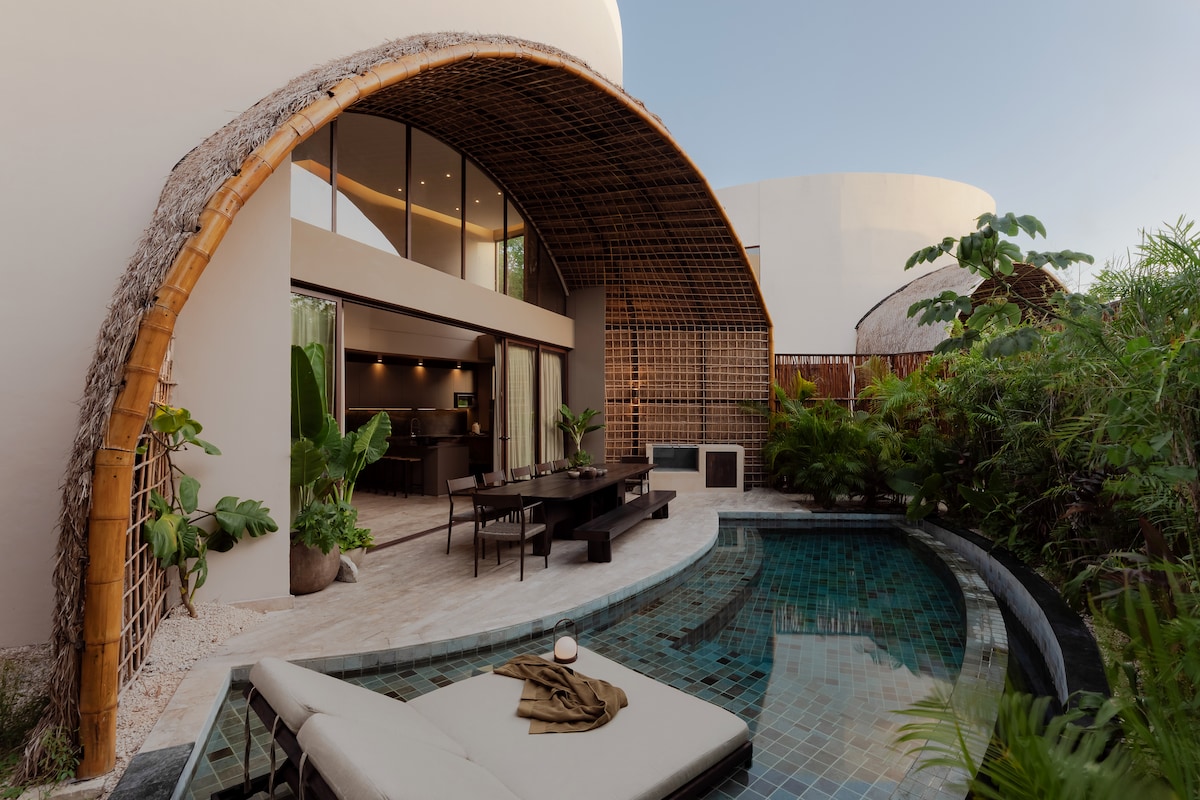 Boutique villa and pool